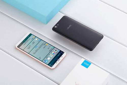 质价比极高 vivo Y71中档销售市场又一大作