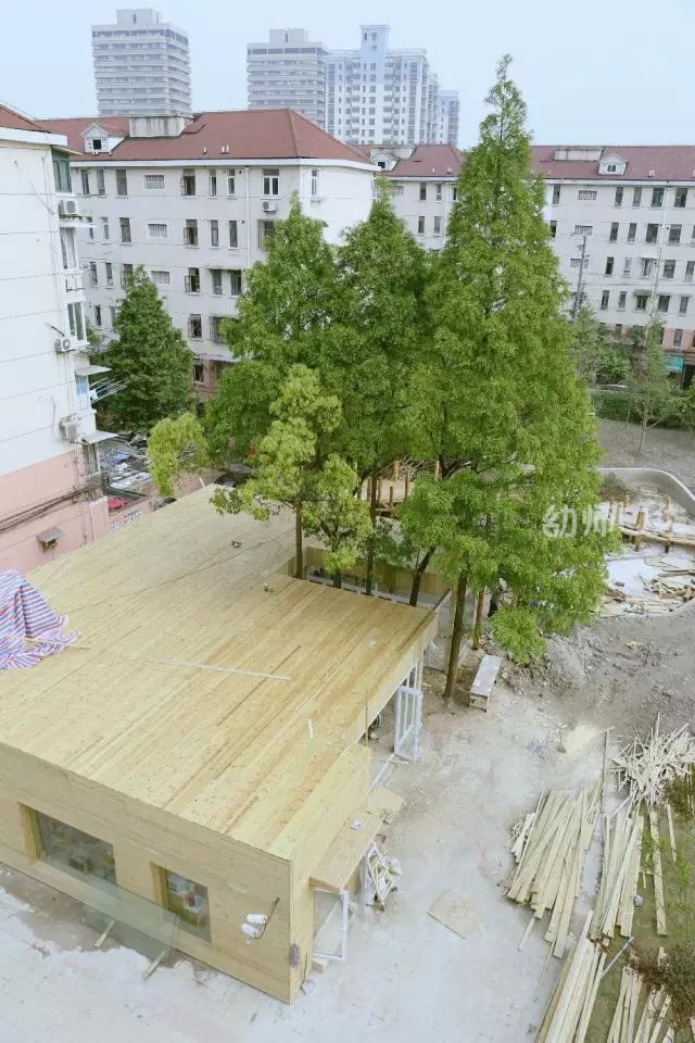 一群爱捡木头的人，在上海打造了这样一家森林般的幼儿园