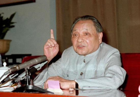 1985年百万裁军，邓小平拿领导干部开刀，2年完成后成效如何