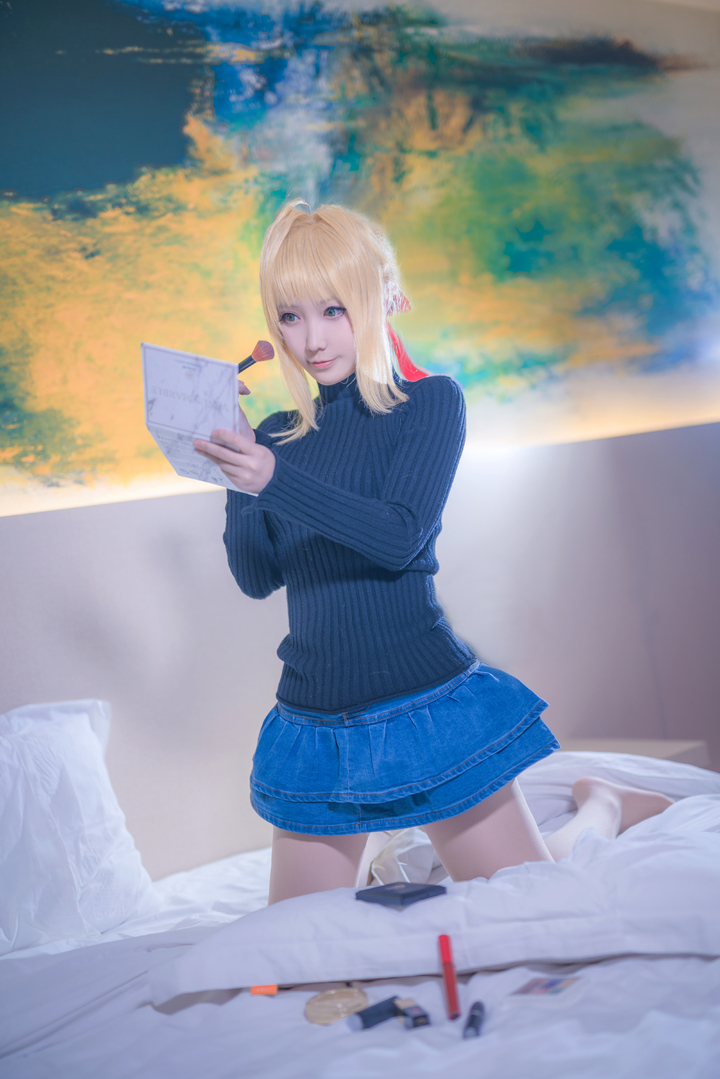fate 瑪修 cosplay 穿毛衣也遮擋不了的好身材
