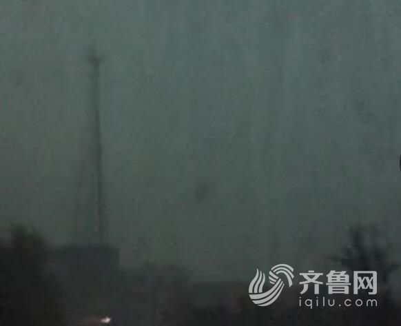 潍坊德州等地迎强降雨大风天气 山东发布雷电黄色预警