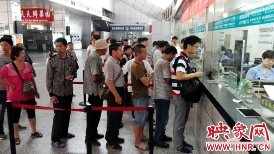 公路暑运开始 学生到郑州各汽车站购票可享9折优惠