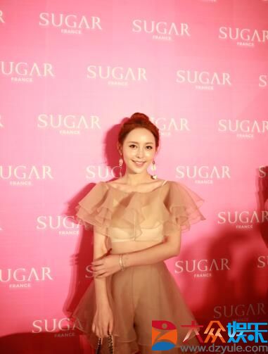 SUGAR 糖块时尚潮流手机新品SUGAR F7震撼问世