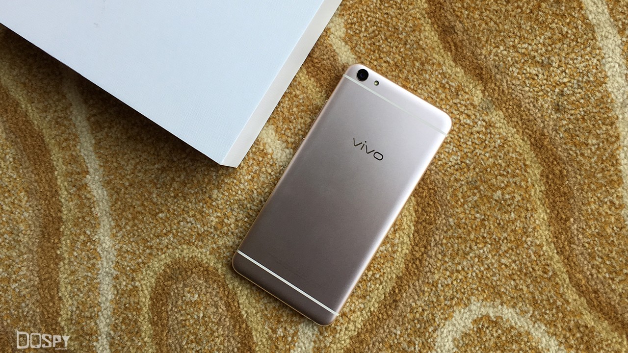 外置Moonlight柔日光灯 vivo X7Plus开箱视频