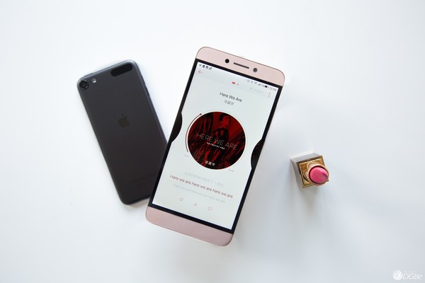 追劇女孩會喜歡的樂 2 Pro，反正科技男不愛