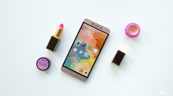 追劇女孩會喜歡的樂 2 Pro，反正科技男不愛