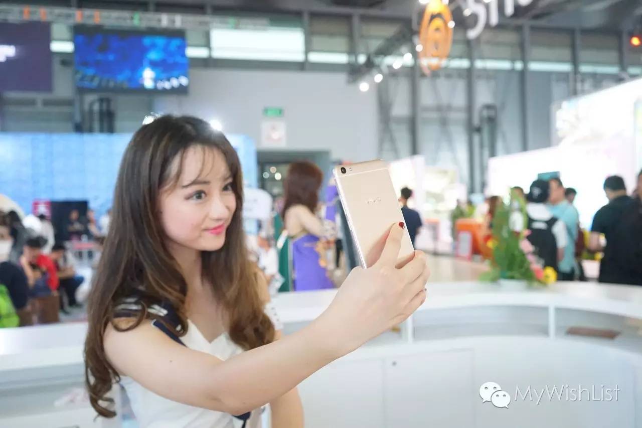 不仅有柔光灯自拍照也有大容量锂电池 vivo X7Plus感受