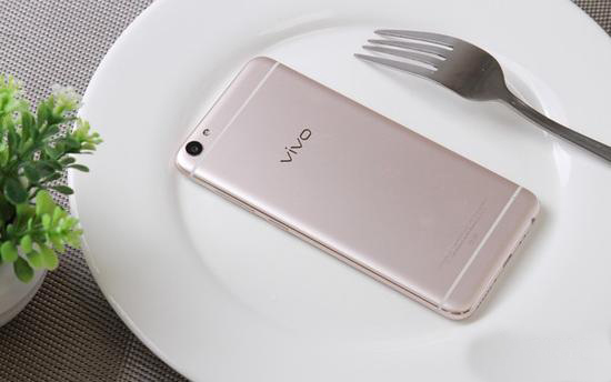 Vivo X7系统更新有招数，真是越升变慢