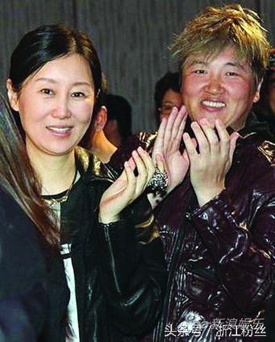 孙楠妻子潘蔚曾结婚两次 与第一任丈夫育有一女 已经24岁