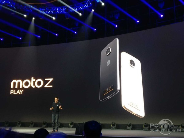 Moto Z/Z Play国内发布：可能是手机发展的里程碑
