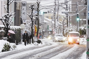 暴雪袭日本 1人死亡数百人受伤