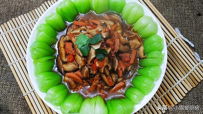 图片[2]-香菇扒油菜是一道清淡类型的菜肴 春节做来吃可以解腻-起舞食谱网