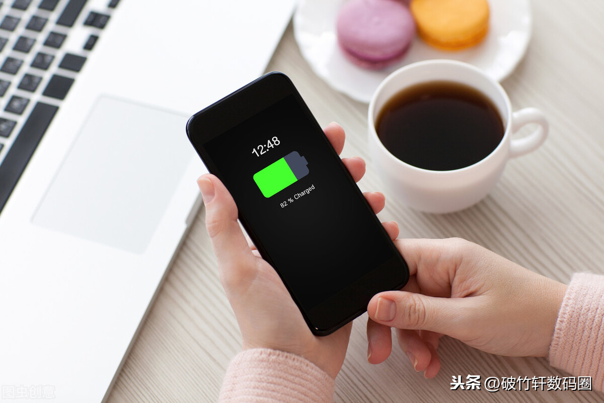 手機(jī)充電的3個(gè)正確方式，全做到電池變得更耐用