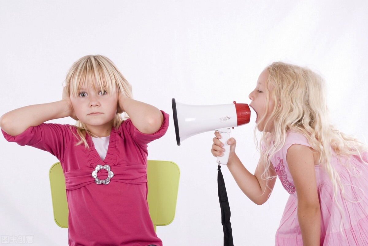 不想让孩子把你的话当成“噪音”，父母应该学会这3种方法
