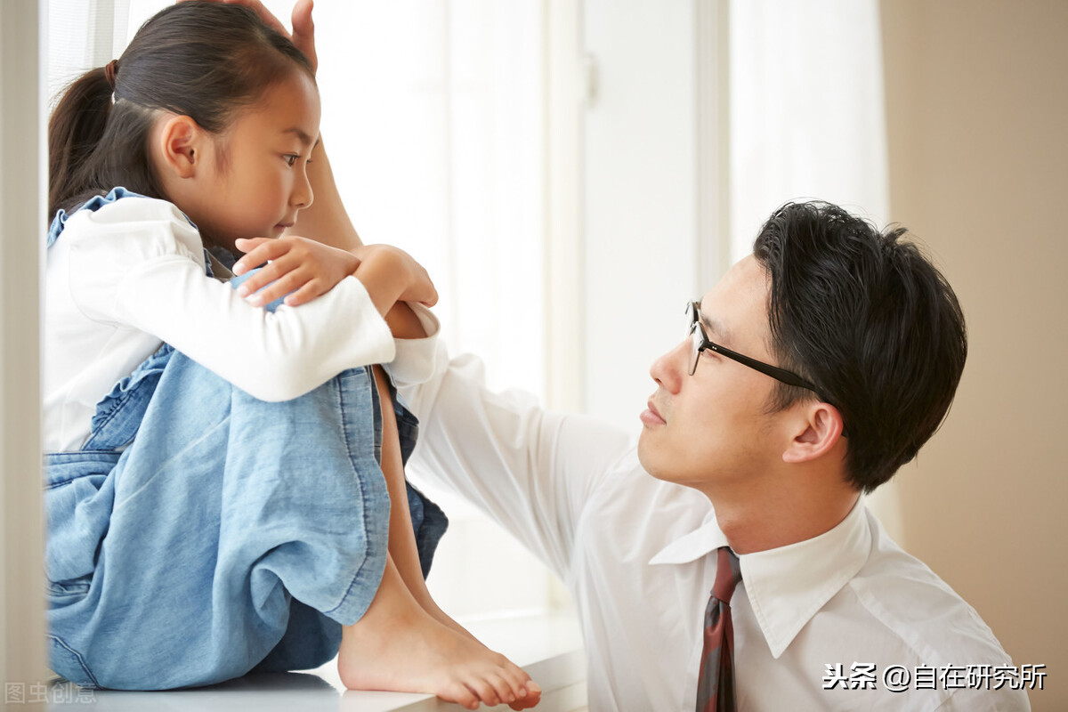 如何培养出高度自律的孩子？诀窍就在你我身边