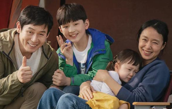 推荐豆瓣高分韩国电影 不止奥斯卡奖的《寄生虫》