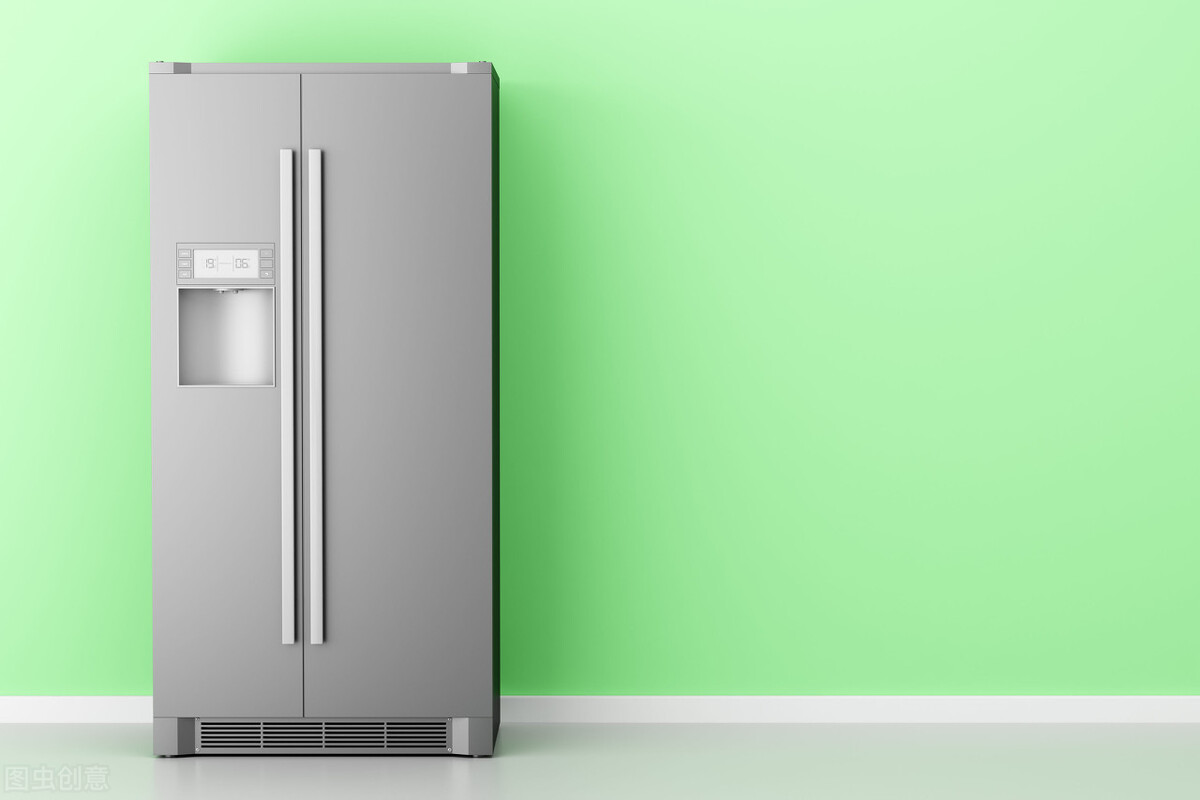 十字门和对开门冰箱哪个好，十字门和对开门冰箱细节比较？
