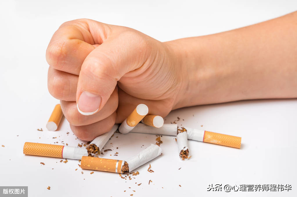 60岁以上的老年人，突然戒烟好吗？会对身体带来什么危险吗？