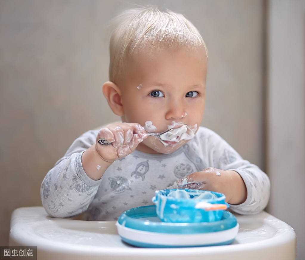 都说酸奶很有营养，但适合给宝宝喝吗？