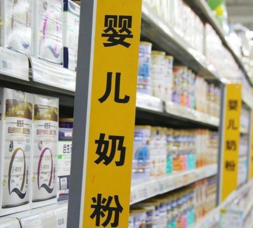 中国奶粉第一品牌：销量百亿超伊利君乐宝，连董明珠都说“买它”