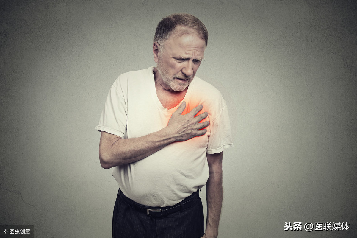 经常胸口疼是怎么回事？可能是这5个问题“埋藏”在周围
