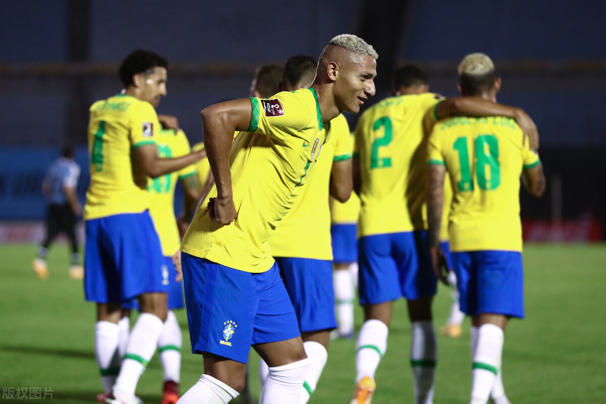 世预赛南美区最新积分战报 巴西4战全胜 梅西又哑火阿根廷第2