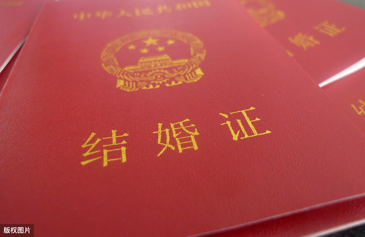 要離婚 先結婚？被前妻忽悠補辦結婚證后，他又被威脅重婚，到底該咋辦？