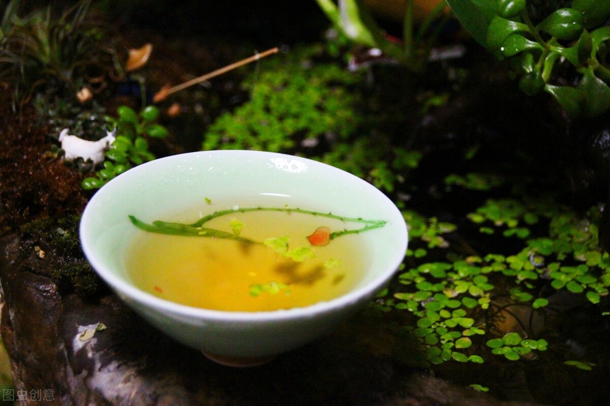 花下抚琴，竹边饮茶，人生自在