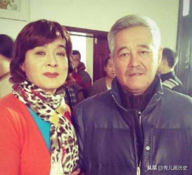 中國最早下崗工人演的《鄉(xiāng)村愛情》"花姐"，后來為啥不見了？