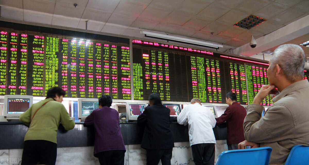 Today, two signal will raid! Zhou Er, the stock market goes situation forecast