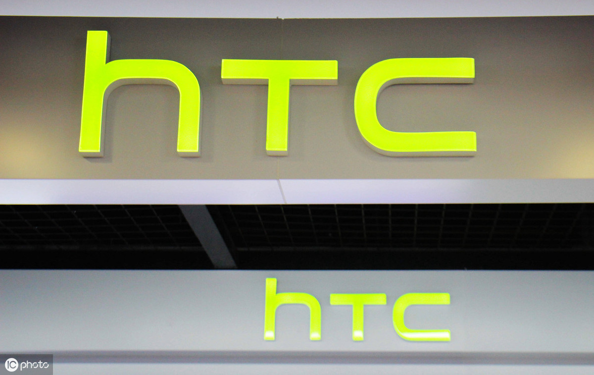 5G手机热点频出，谁还记得生产出第一部智能手机的HTC?