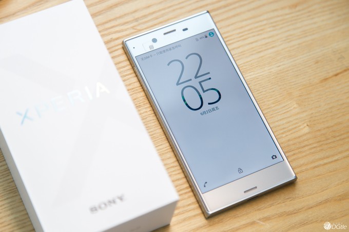 尾巴开箱 | 索式高冷美学，索尼 Xperia XZ