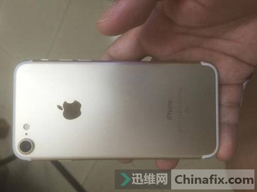 抢货购：iPhone7 真机下手评测！直播间关心：