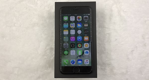 由大缩小 亮黑 iPhone 7应用 1礼拜亲自体会！