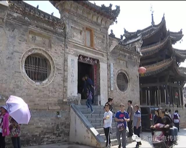 淅川红色旅游倍受游客追捧