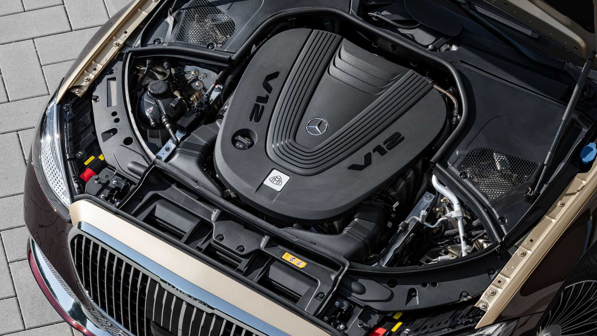 V12发动机+四驱 迈巴赫S680海外售价公布 约合人民币189.6万元