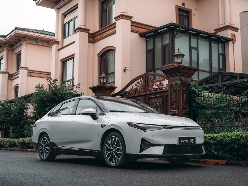 同级唯一搭载两个激光雷达的轿车，小鹏P5来了，售价亲民要火！