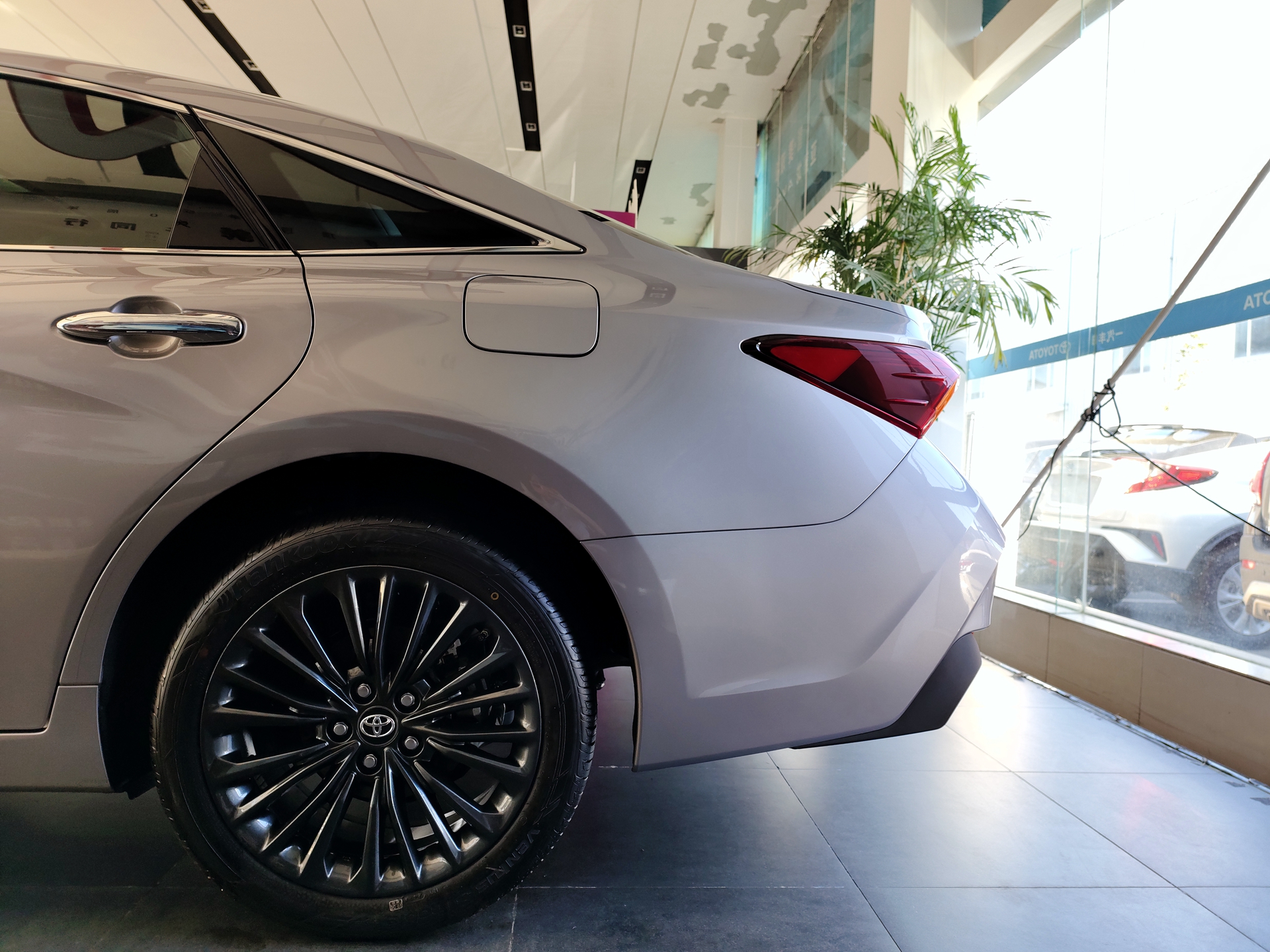 换壳雷克萨斯ES？到店实拍丰田亚洲龙 将成中国特供车