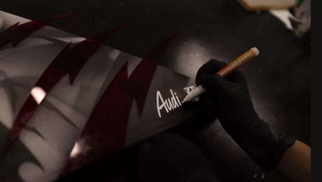 成都车展一汽奥迪这样玩儿，哪个年轻人顶得住啊！