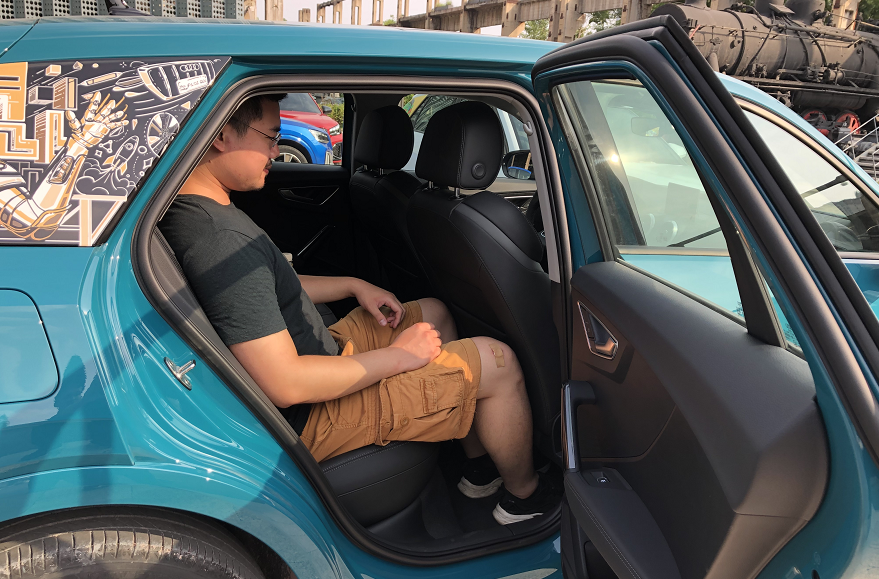 运动外观+舒适内核!深度试驾全新奥迪Q2L