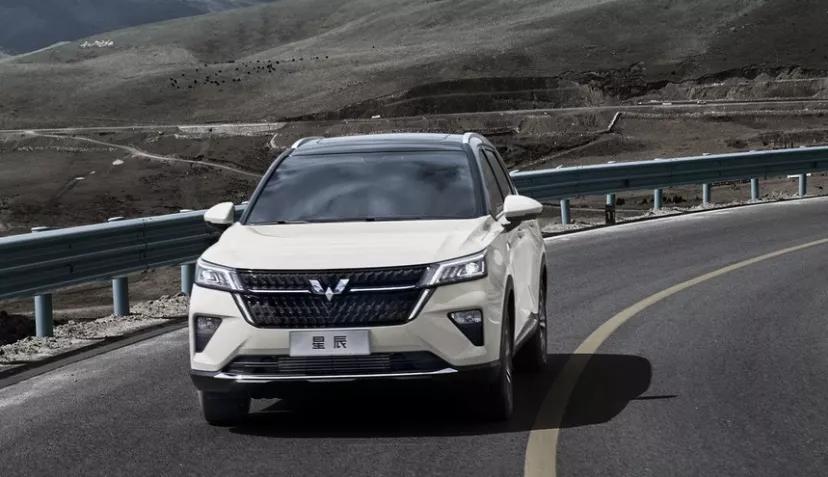 全新思域的细节图发布；全新宝马2系Coupe下线