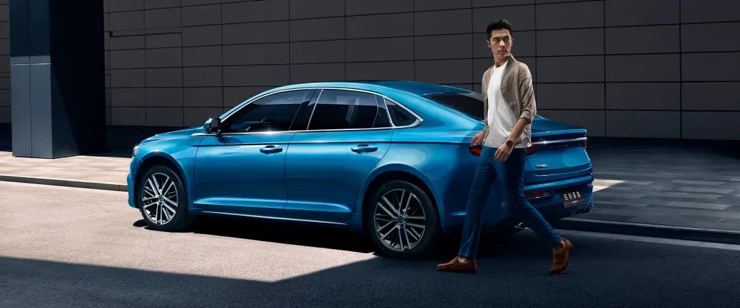 毕业购车季，这几款车型适合文科生