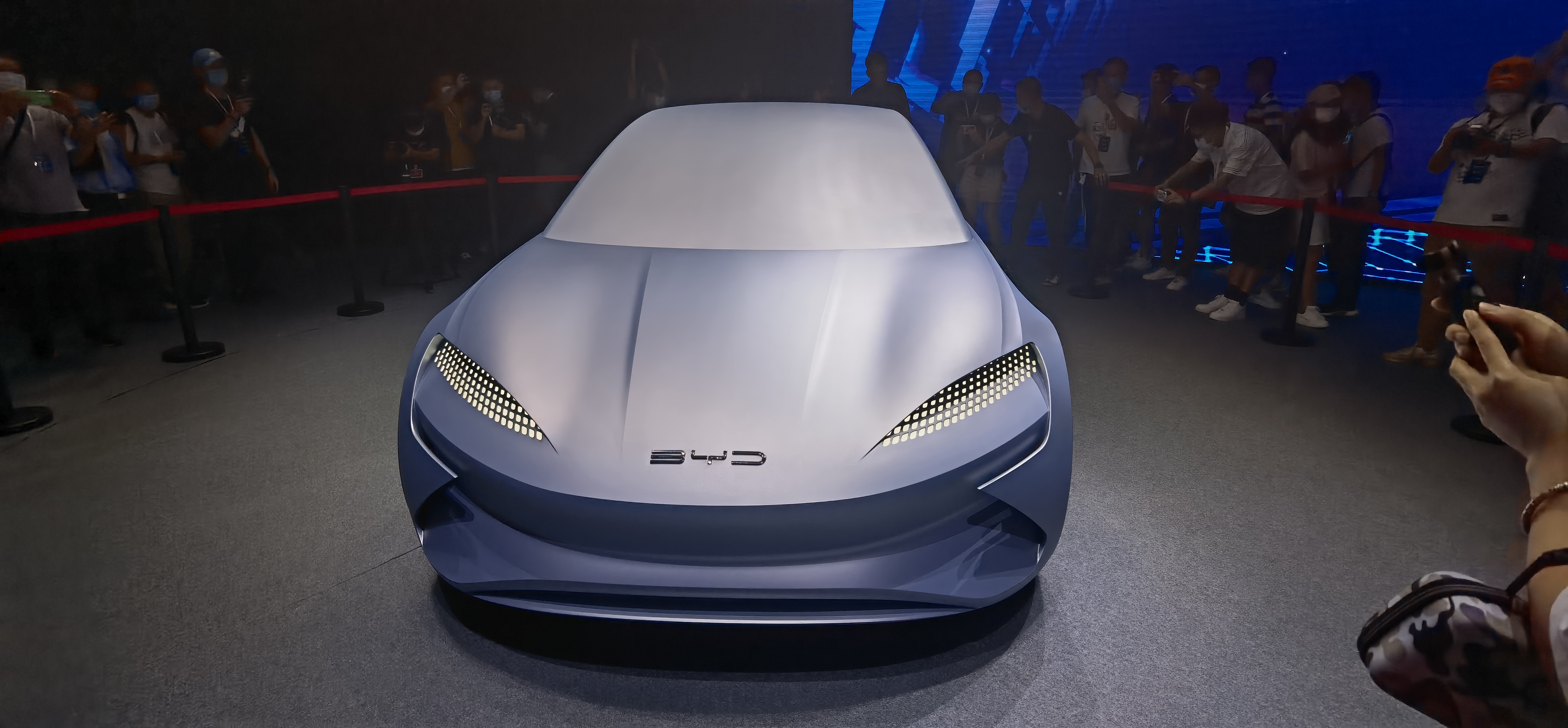 小号撩车:比亚迪ocean-x概念车亮相 e平台3.0打造