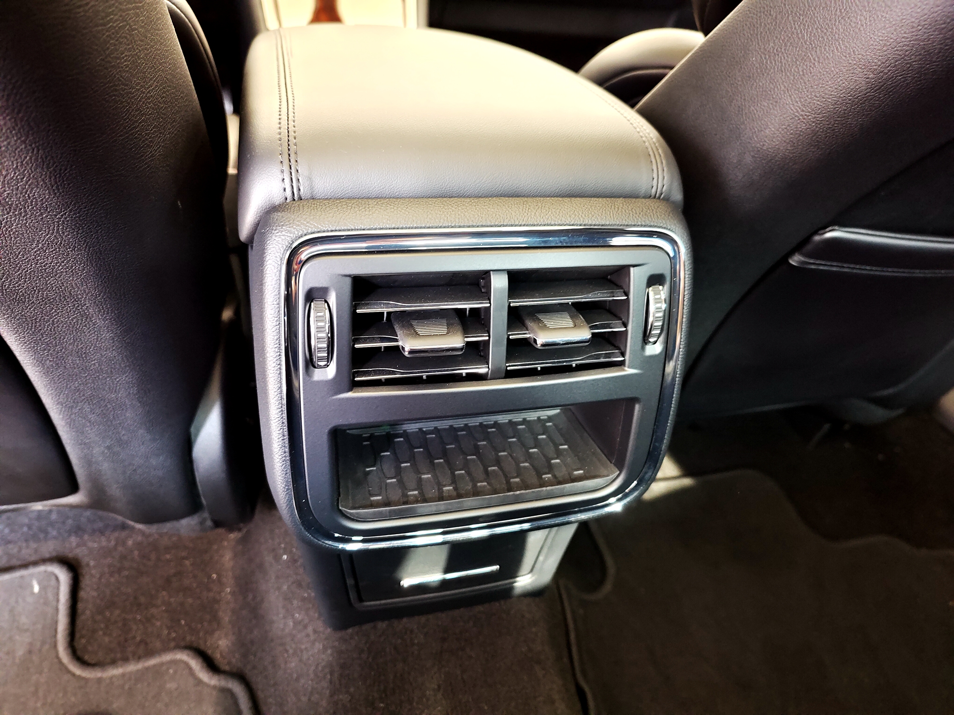 經(jīng)典美系豪華轎車 實(shí)拍林肯大陸尊享版 且買且珍惜