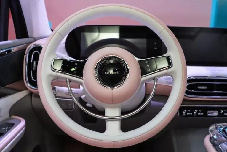 看完成都车展这几款女性专属车，我血槽空了！