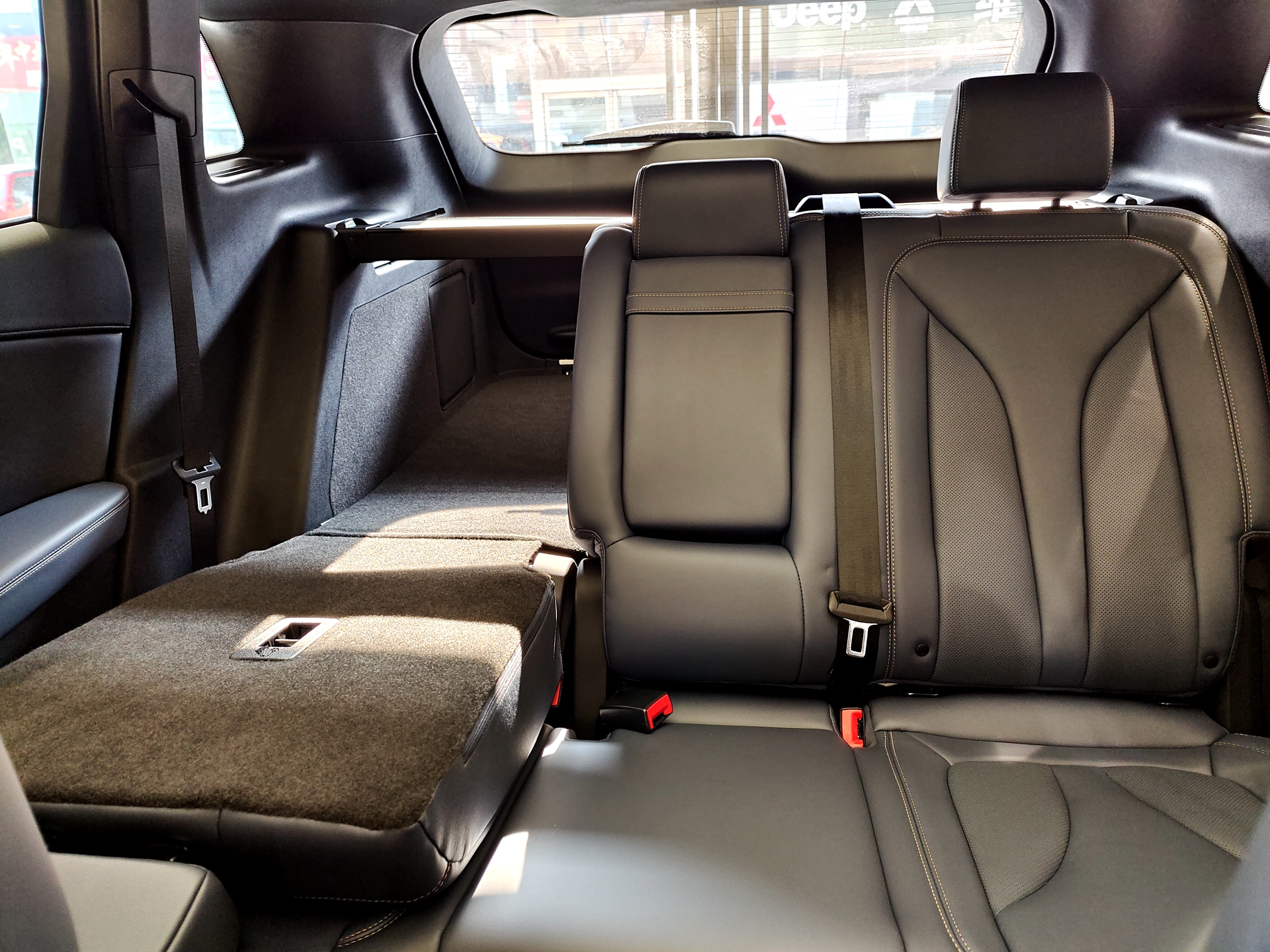 小号撩车:国产后更亲民 实拍长安林肯航海家 空间大/配置足