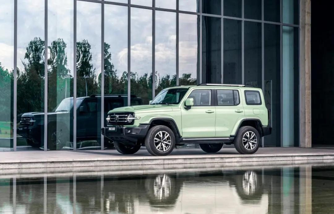 坦克300：削弱了四驱系统的城市版比越野版贵在了哪儿？