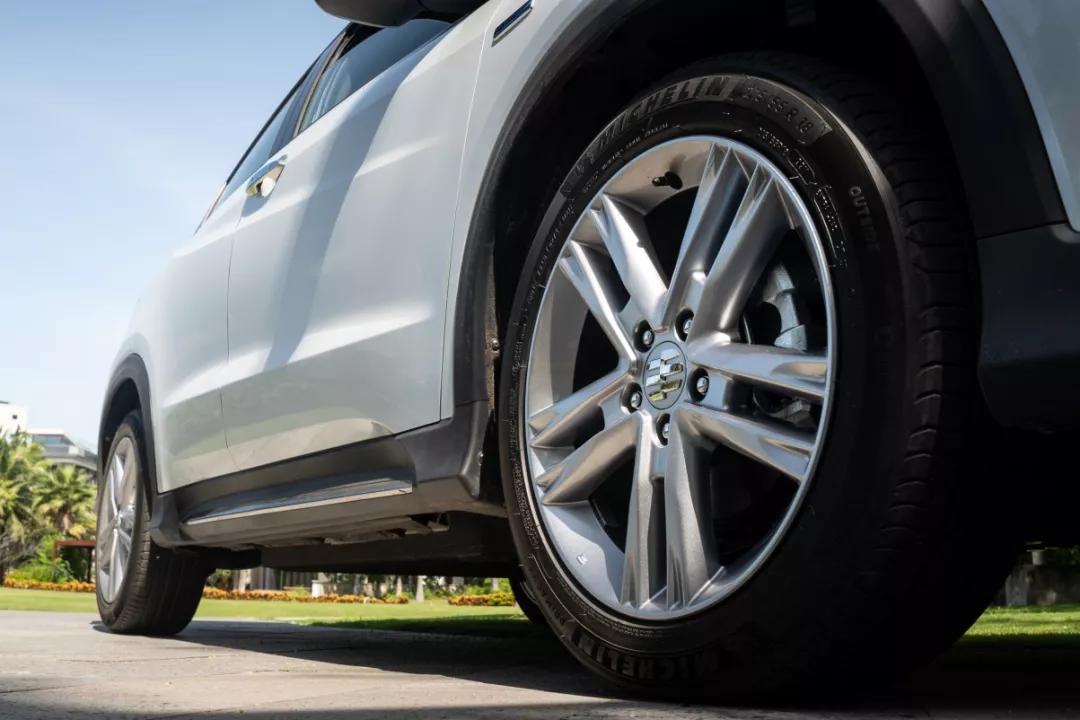 它是如何成为消费者满意度最高的纯电小型SUV的？