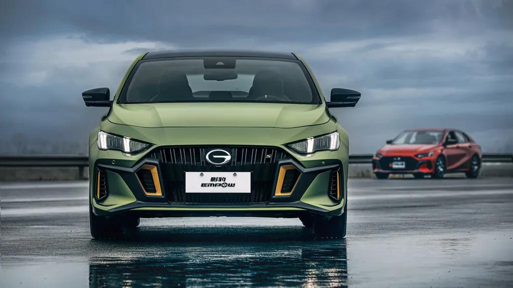 和思域比动力，和领克03比空间，影豹能引爆运动家轿市场吗？