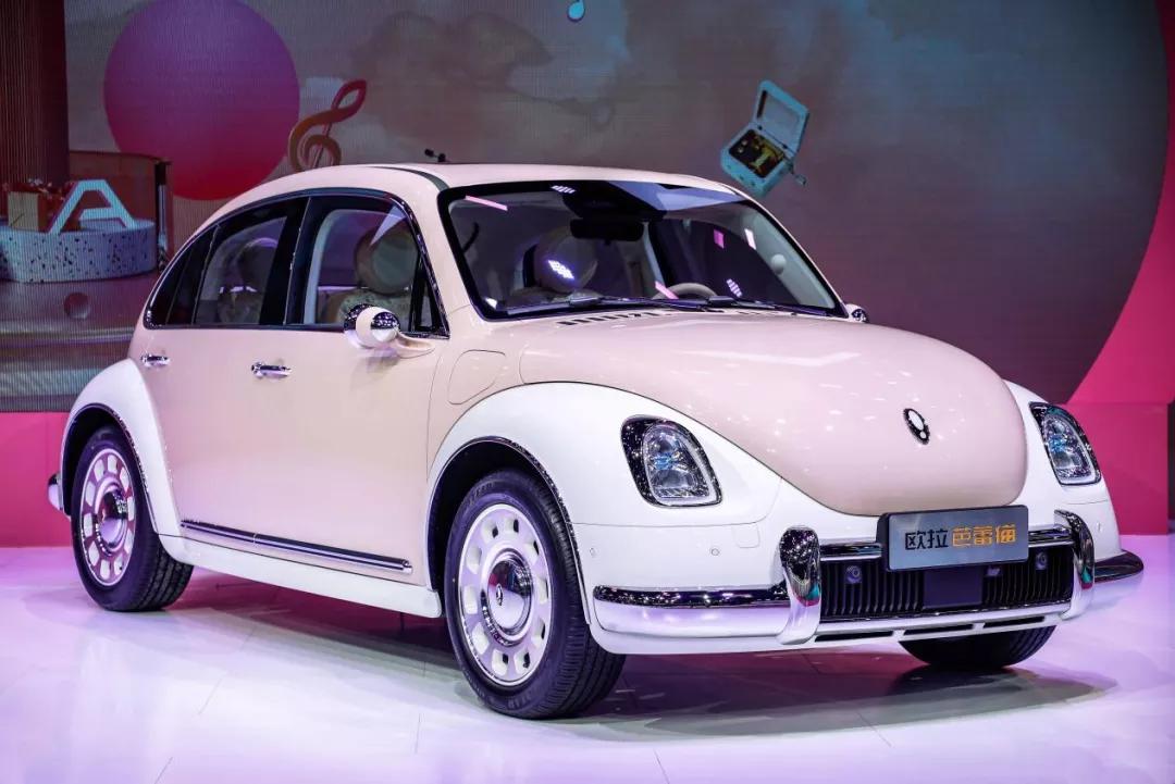 看完成都车展这几款女性专属车，我血槽空了！